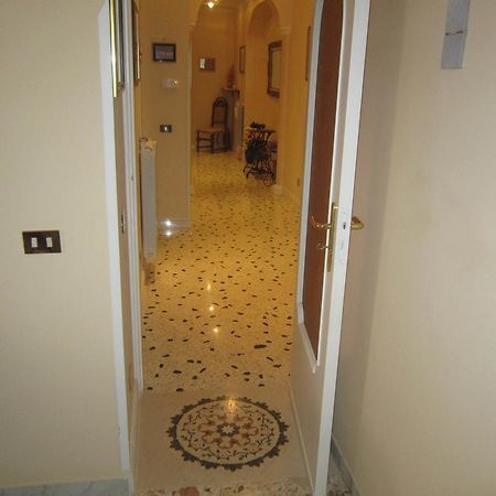 Апартаменти Casa Raffelina Мінорі Номер фото