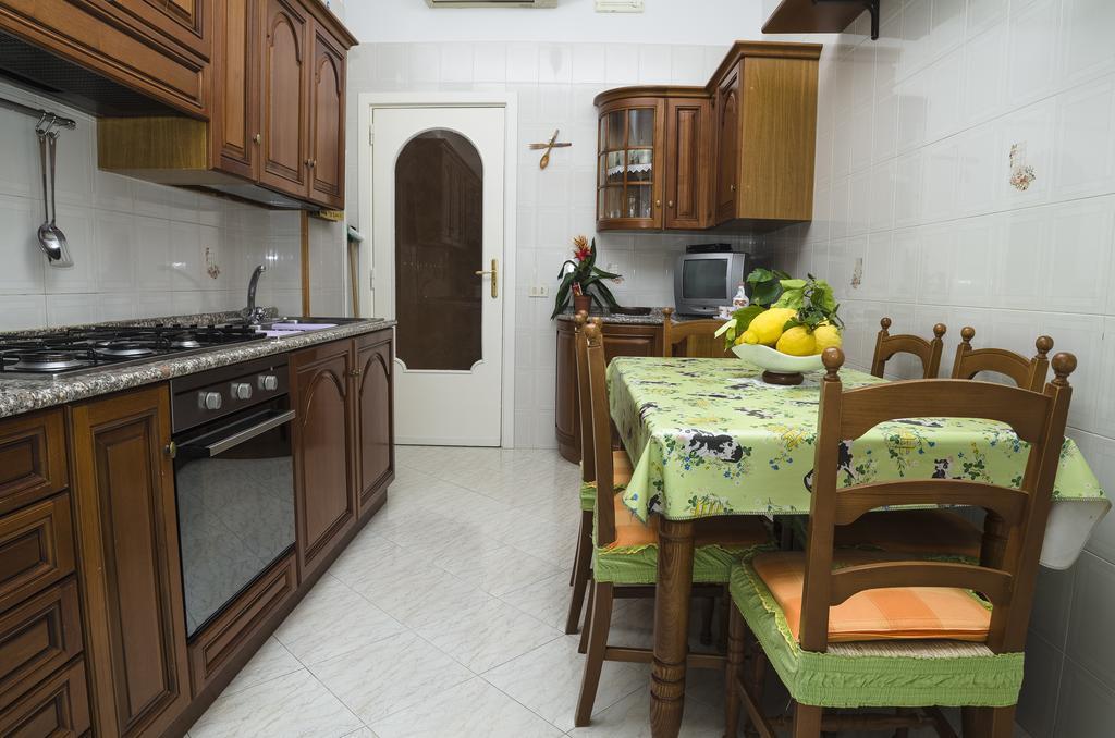 Апартаменти Casa Raffelina Мінорі Номер фото
